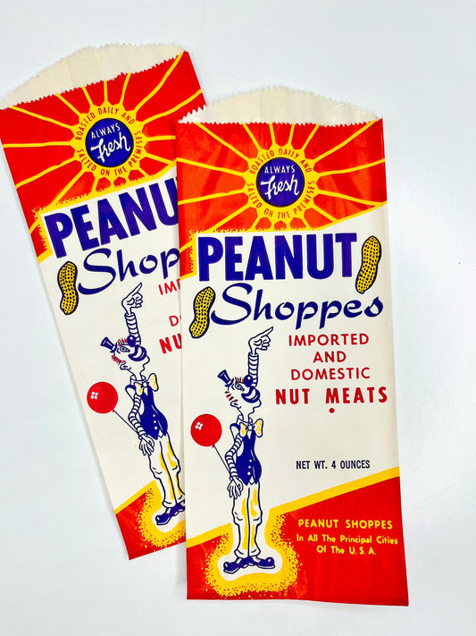 Vintage “peanut shoppes” bag with clown, set of 2