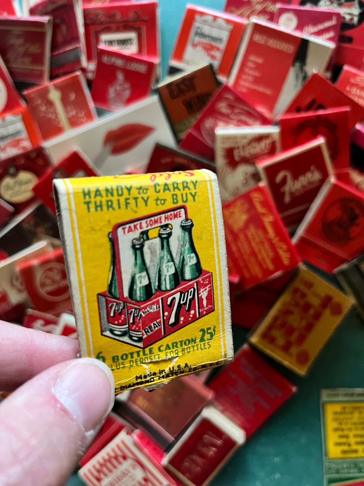 Random lot of 18 vintage matchbooks